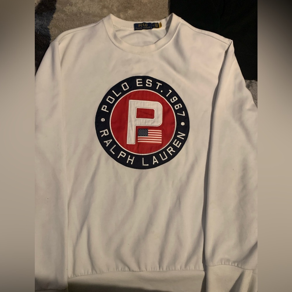 wore once/ NO SIGNS OF WEAR , its in excellent condition !